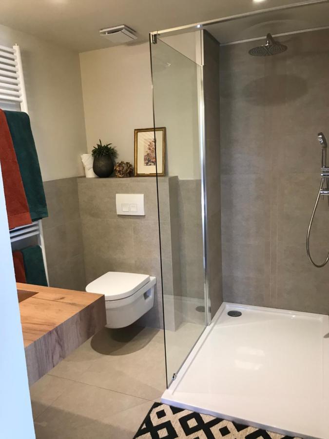 La Maison Blanche de Martué Florenville Esterno foto